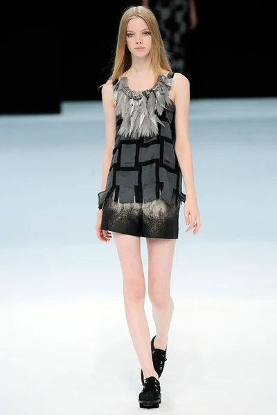Look 34